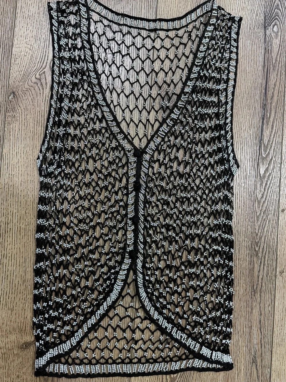 Black and Silver Open-Knit Sleeveless Vest - Picture 2 of 2